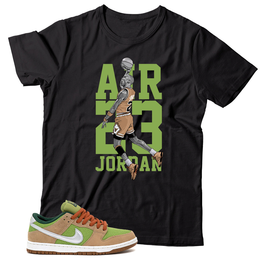 Dunk Low Escargot shirt