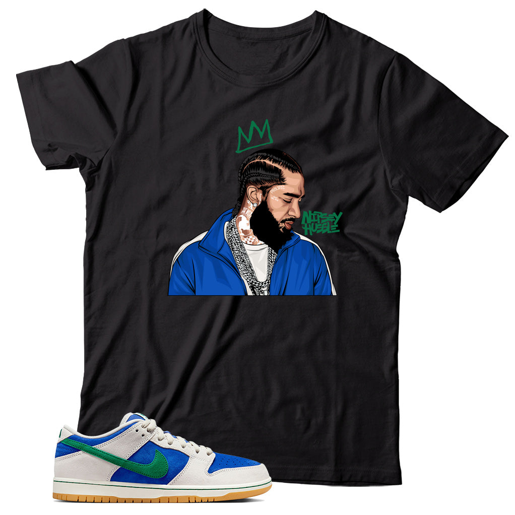 Dunk Low Hyper Royal Malachite shirt