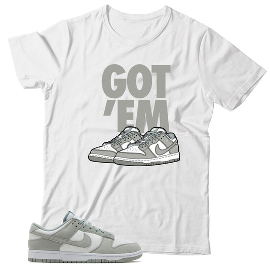 Dunk Low Light Pumice shirt