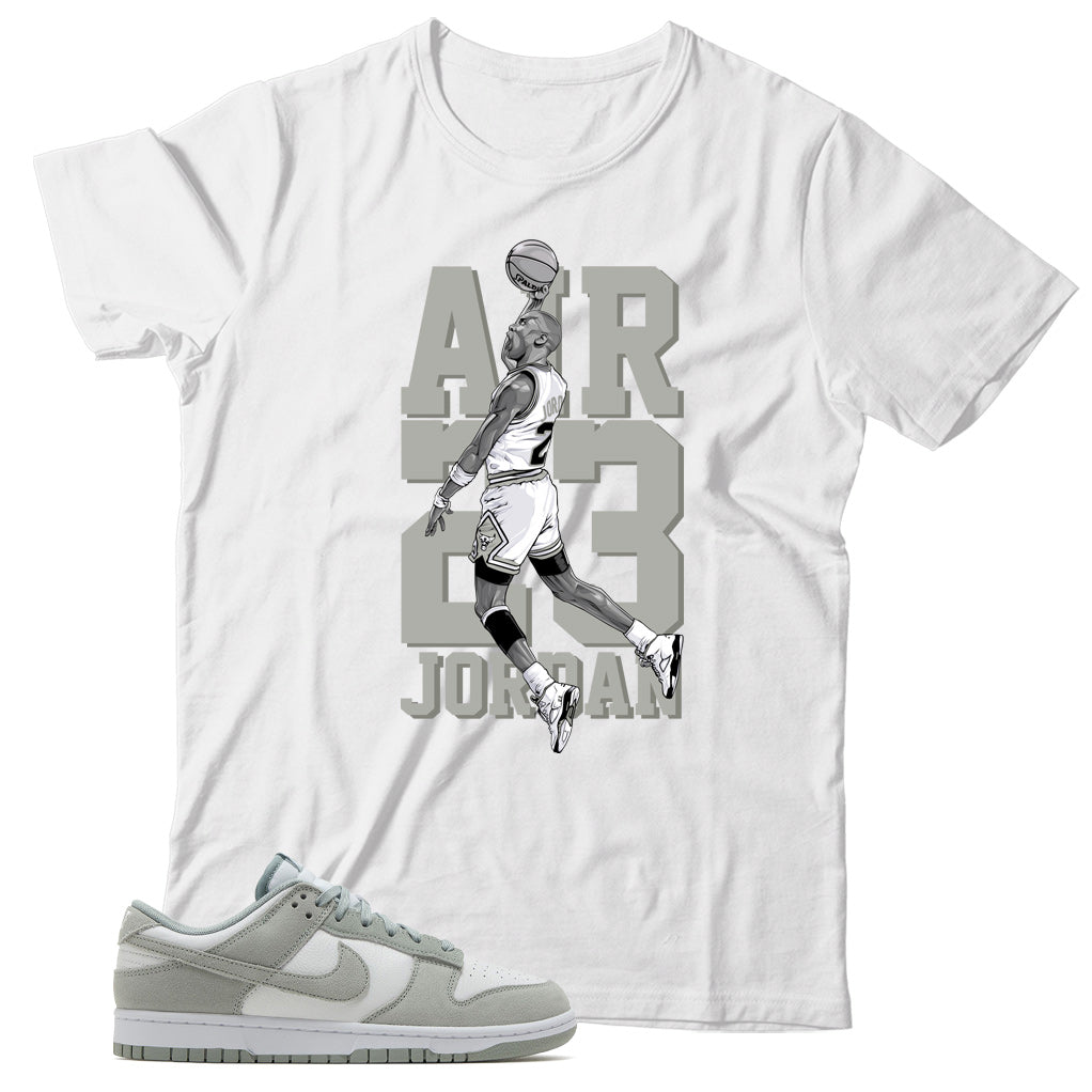 Dunk Low Light Pumice shirt