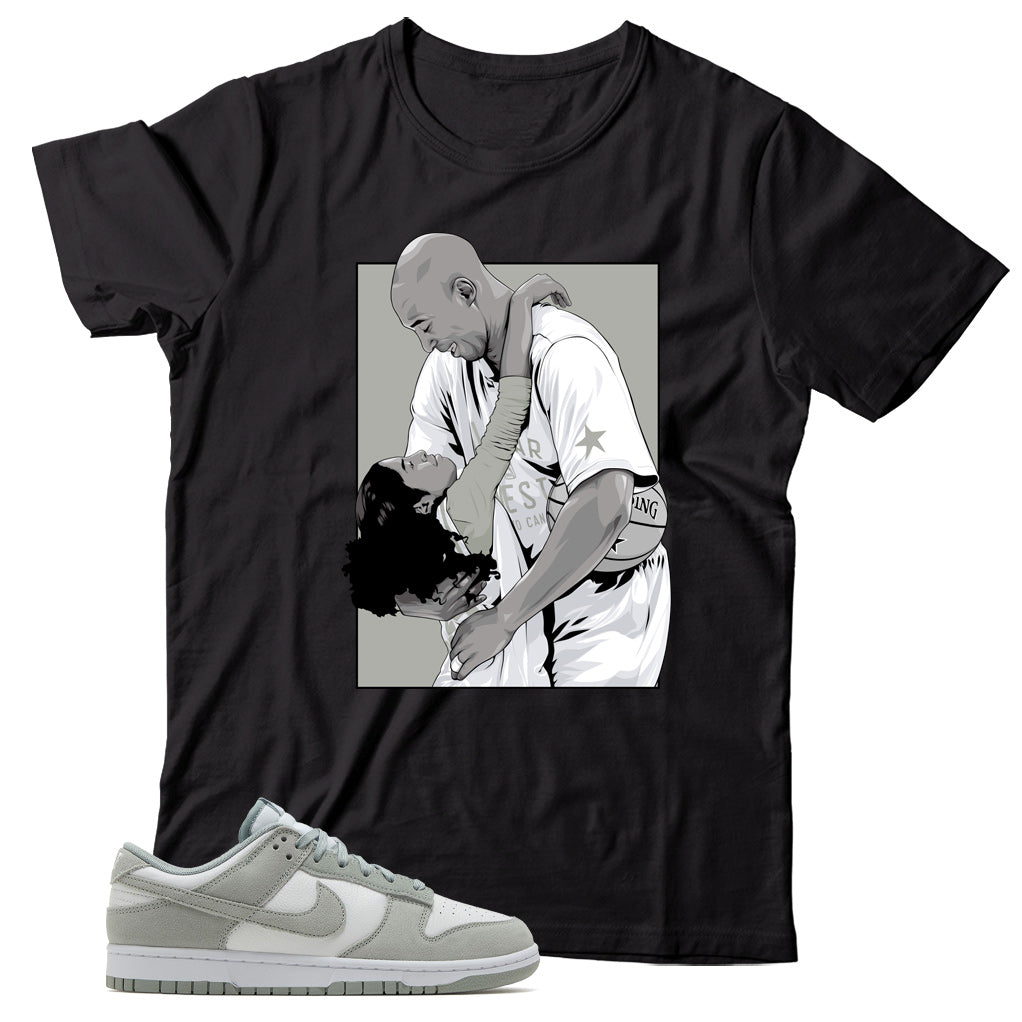 Dunk Low Light Pumice shirt