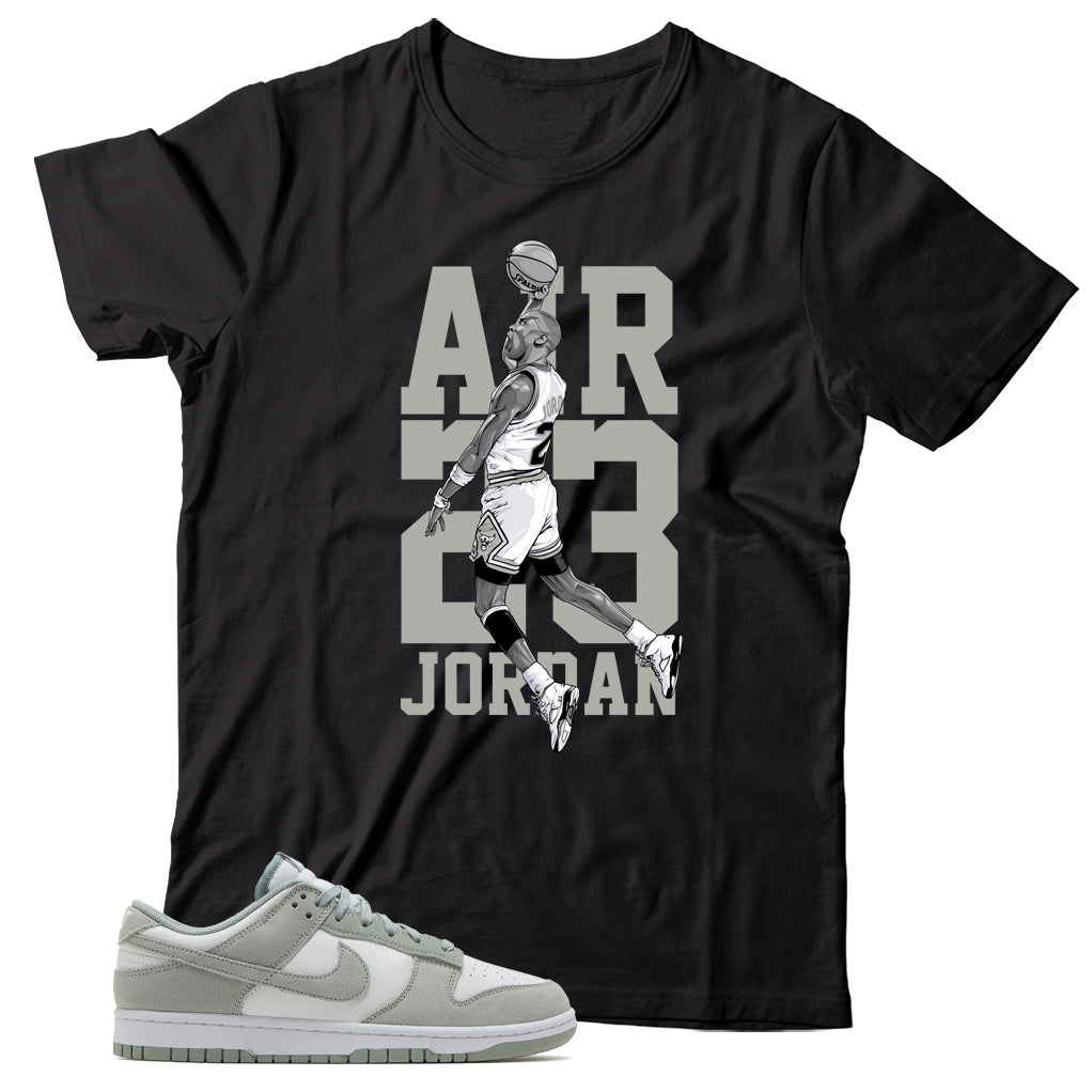 Dunk Low Light Pumice shirt