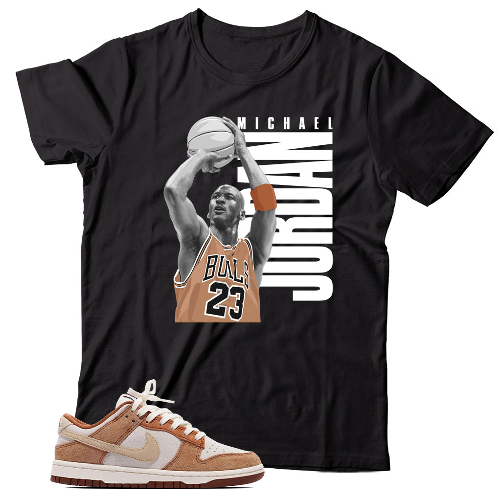 Dunk Low Medium Curry shirt