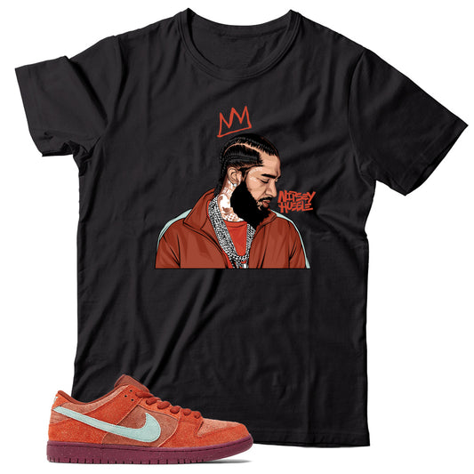 Dunk Low Mystic Red Rosewood shirt