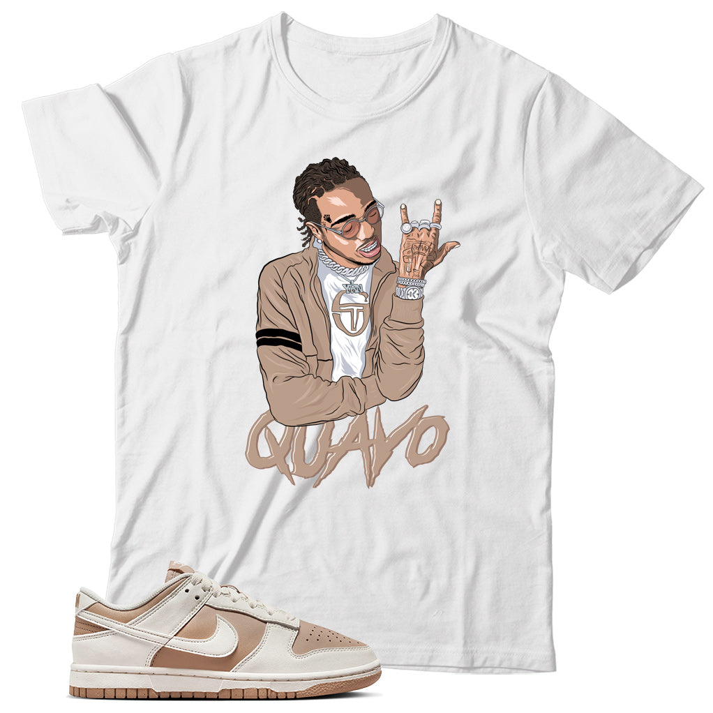 Dunk Low Beige Sail shirt