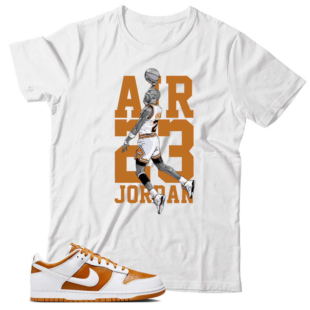 Dunk Low Reverse Curry shirt