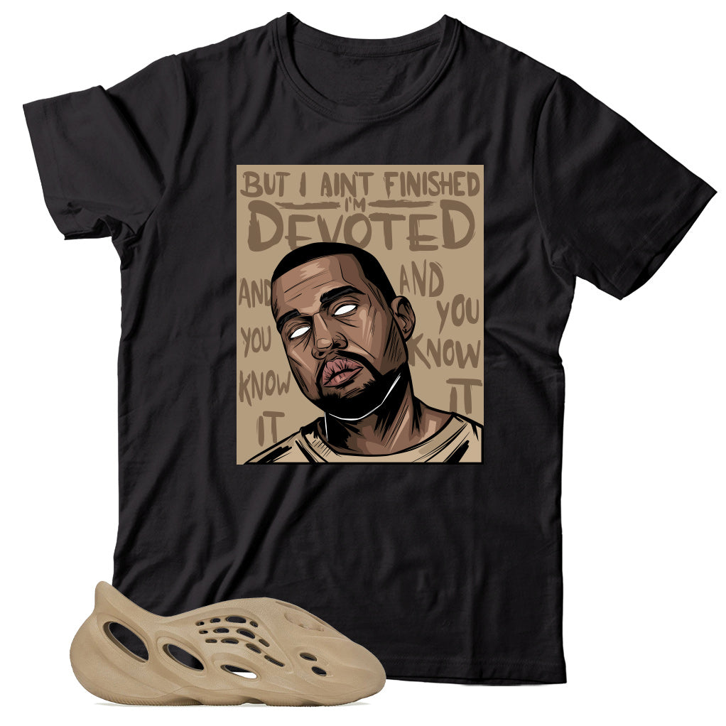 Yeezy Foam Runner Clay Taupe shirt