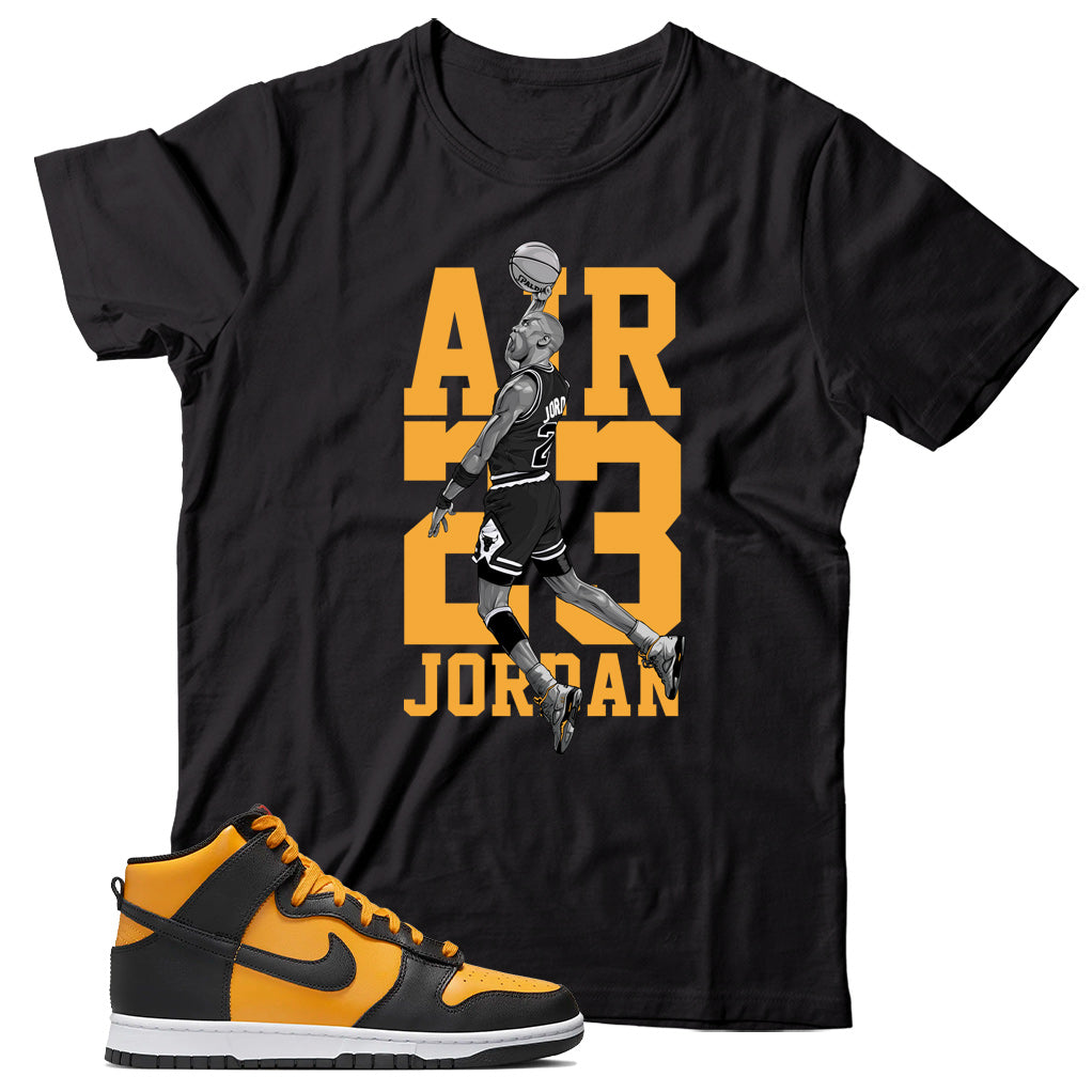 Dunk High Reverse Goldenrod shirt