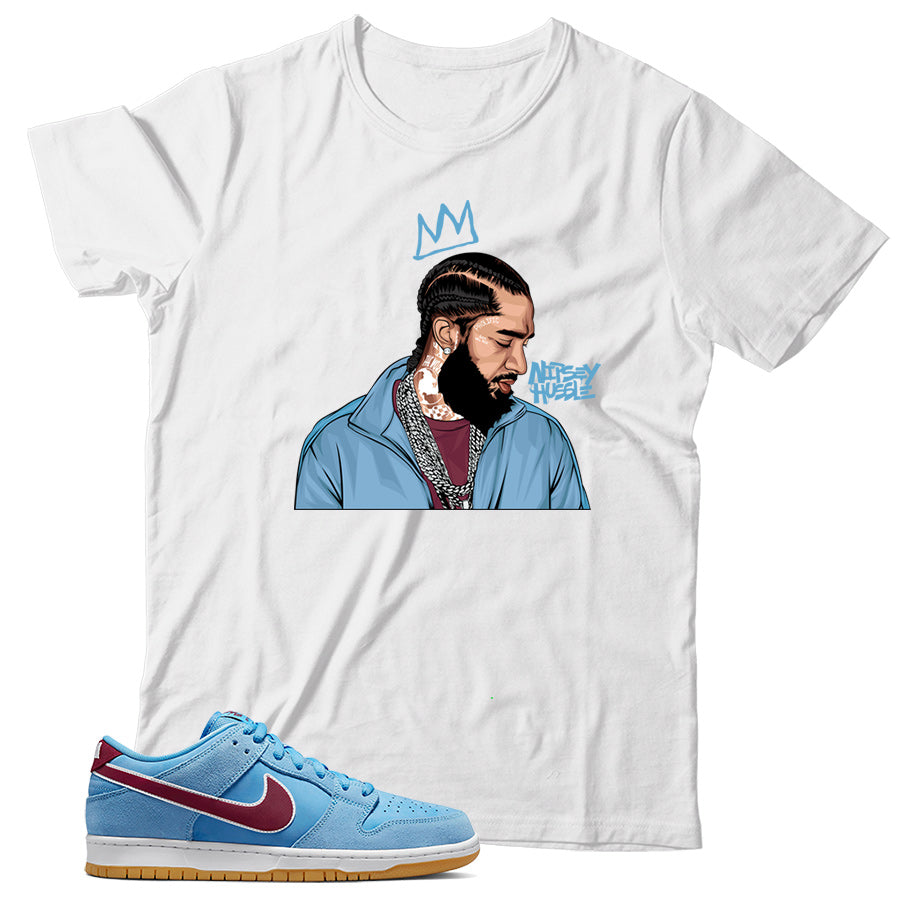 Dunk Low Phillies shirt