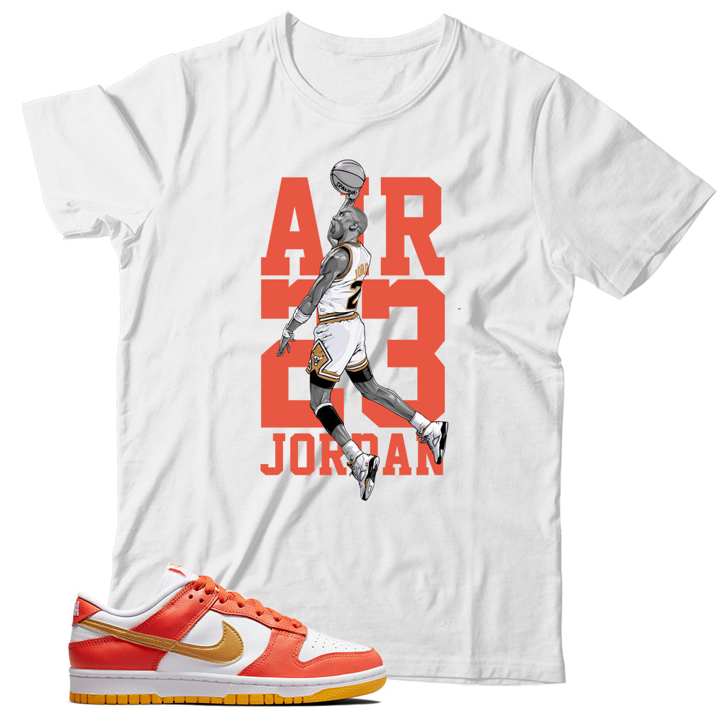 University Gold dunks shirt