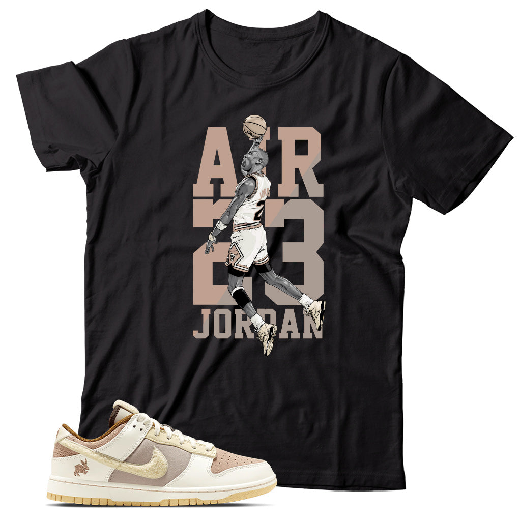 Dunk Low Year of the Rabbit Brown shirt